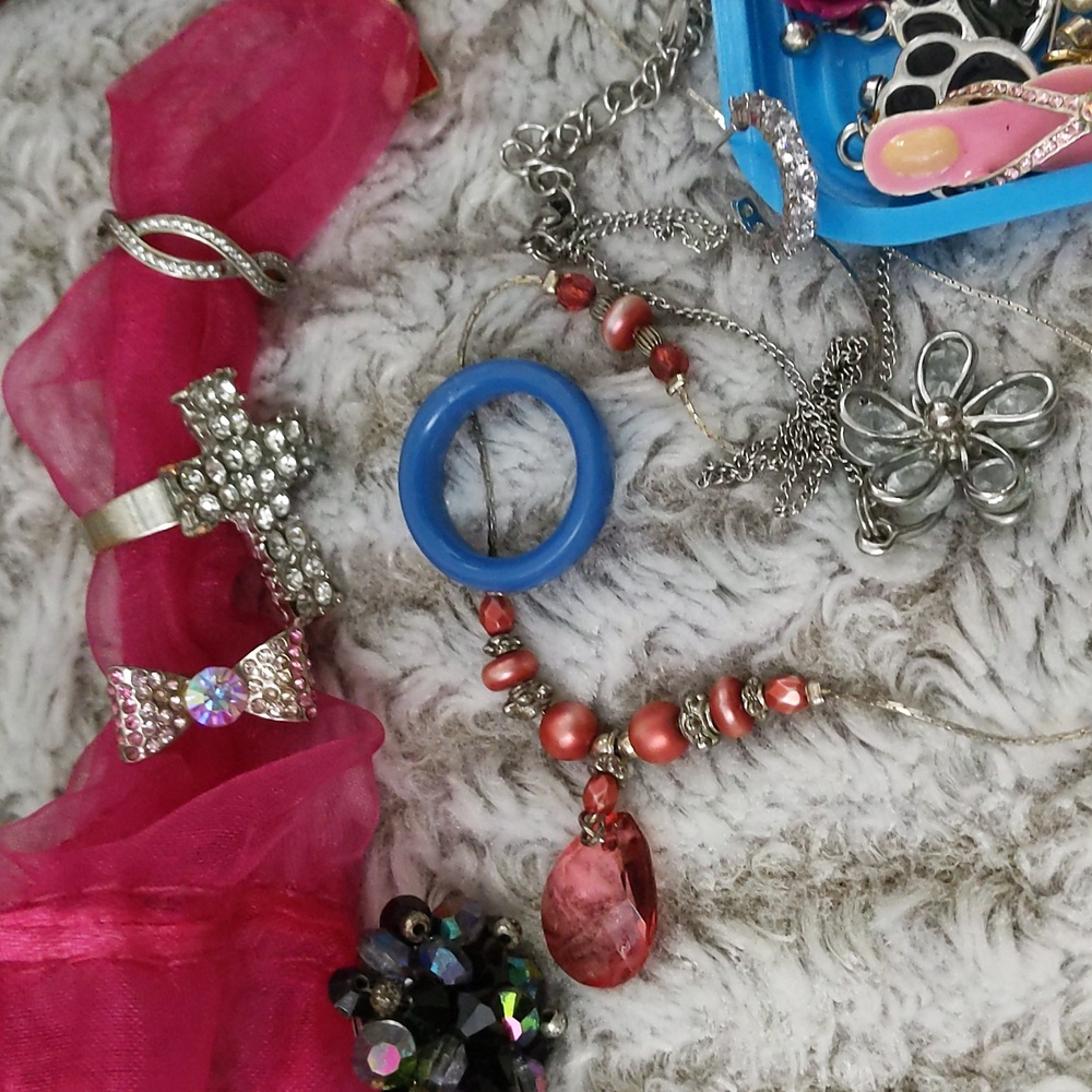 Jewelry bundle - Picture 4 of 5